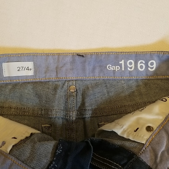 GAP 1969 Jean Skirt Size 27/4p - Picture 4 of 5